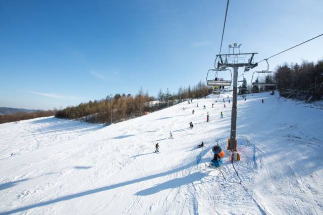 Stacja narciarska Szklana Góra Ski w Harbutowicach