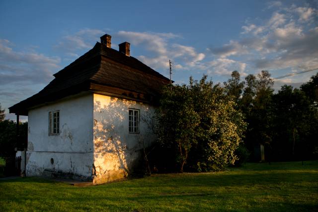 Lamus dworski w Głogoczowie