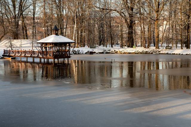 Dwór i park podworski w Krzyszkowicach