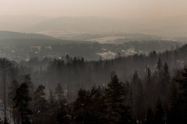 Panorama w stronę Babiej Góry spod szkoły w Rudniku